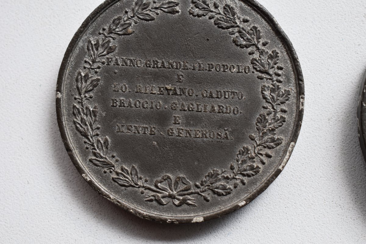 Italian-Garibaldi-Medale-And-Medalion